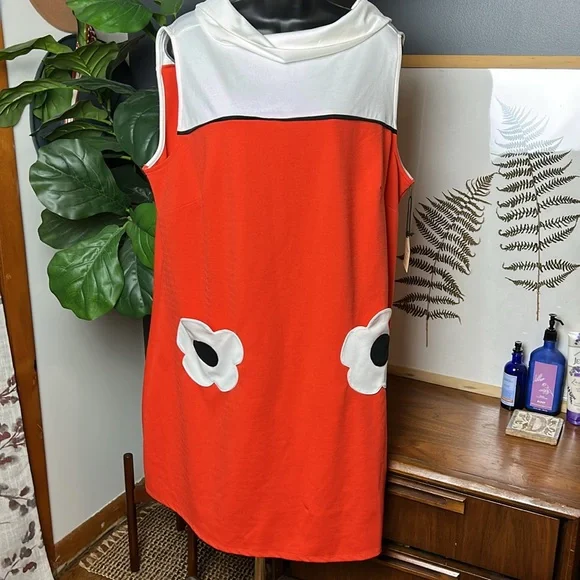 Unique Vintage Smak Parlour Orange and white Floral Dress Retro - Picture 4 of 6